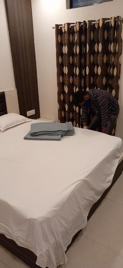Super Hotel O Shri Shiva Palace Raipur  Luaran gambar