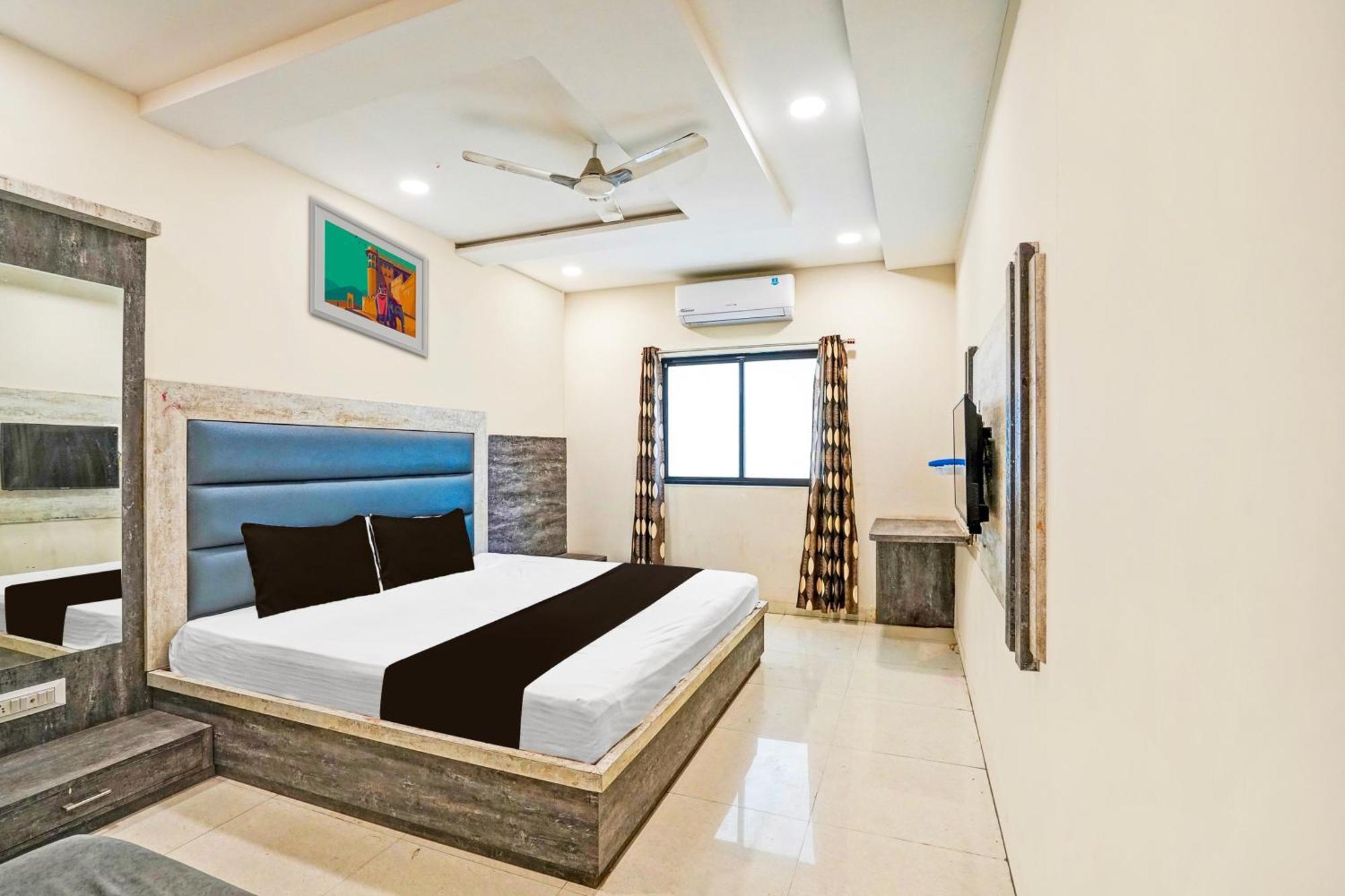 Super Hotel O Shri Shiva Palace Raipur  Luaran gambar
