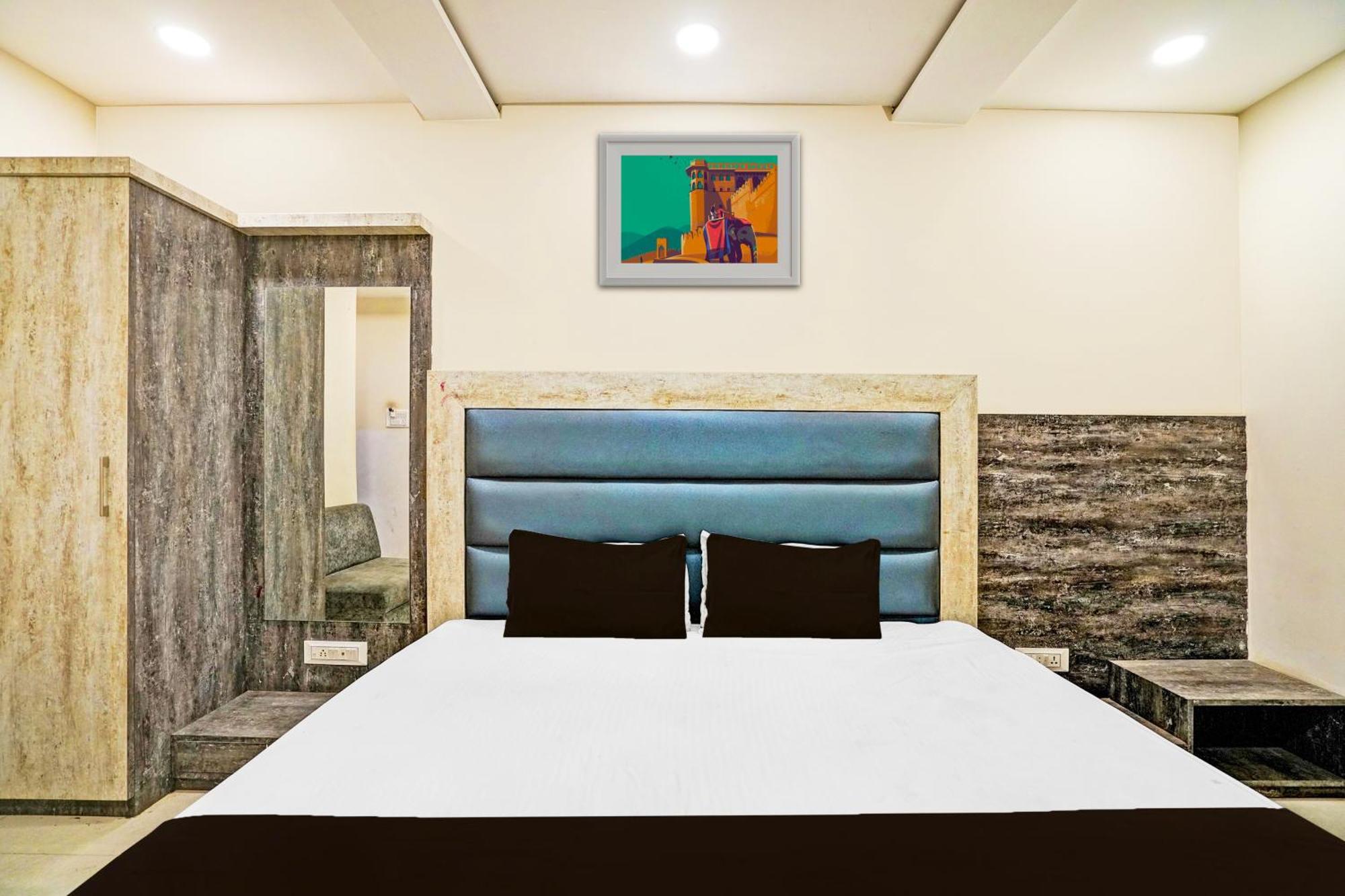 Super Hotel O Shri Shiva Palace Raipur  Luaran gambar