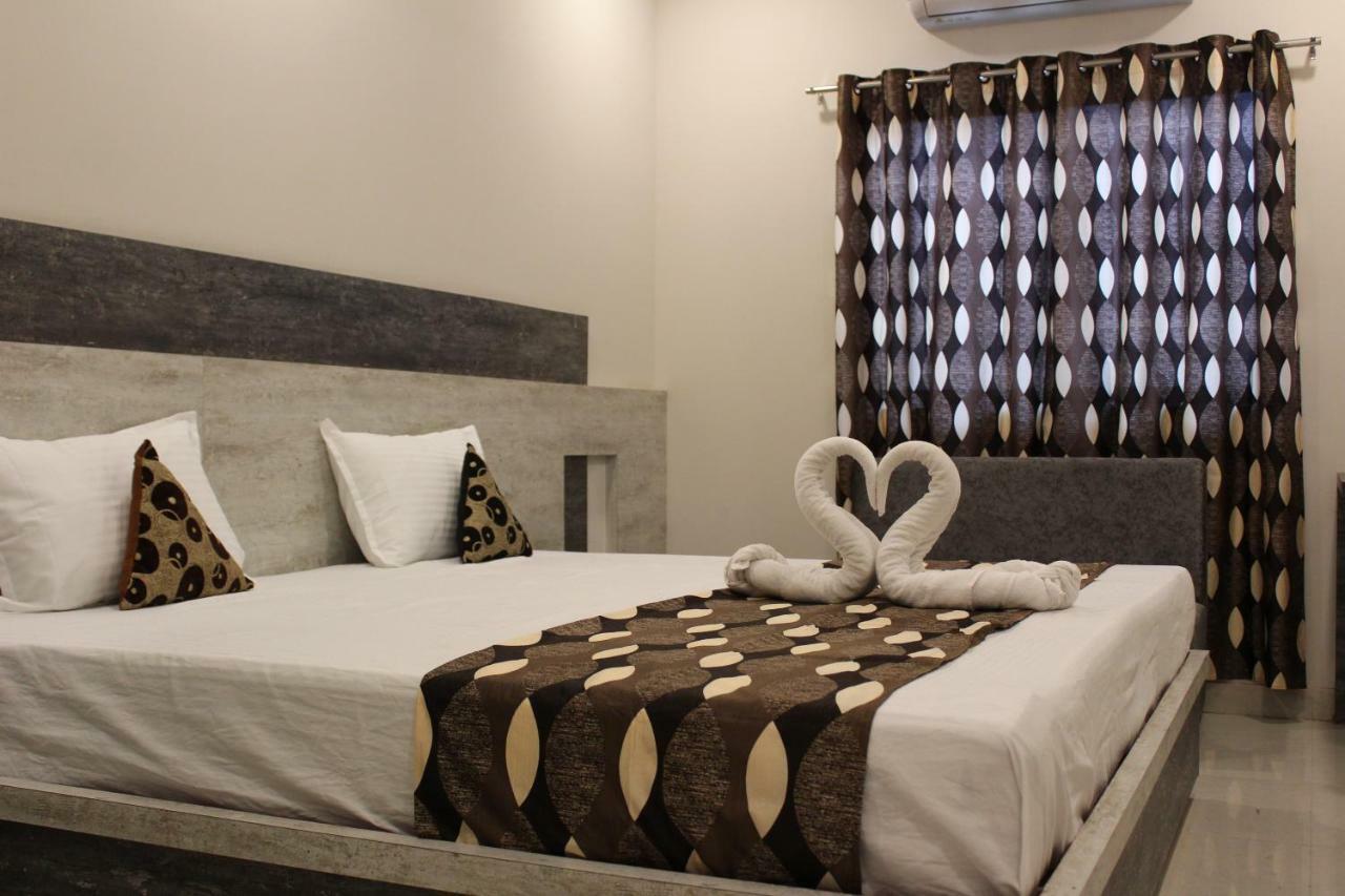 Super Hotel O Shri Shiva Palace Raipur  Luaran gambar