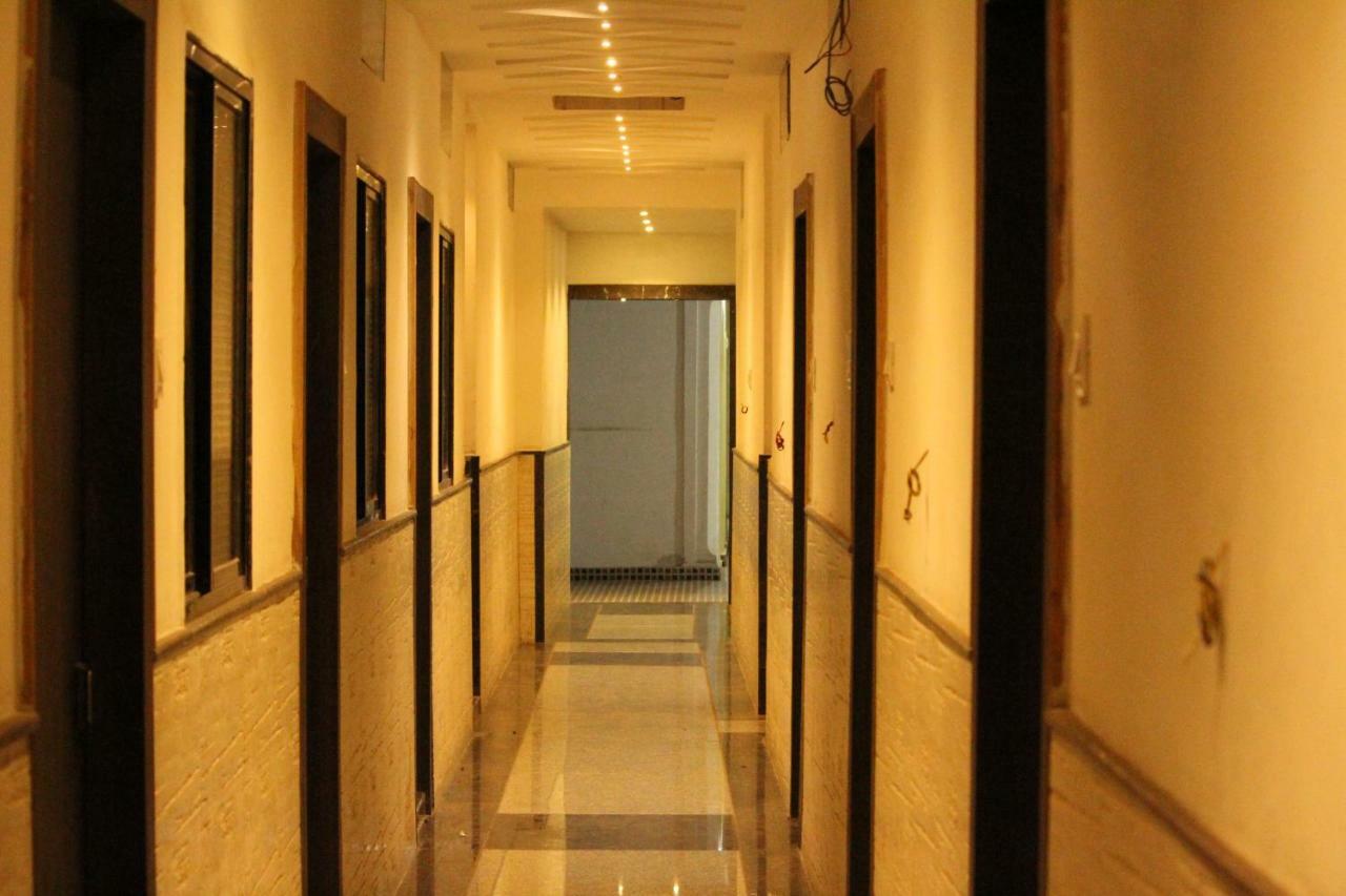 Super Hotel O Shri Shiva Palace Raipur  Luaran gambar